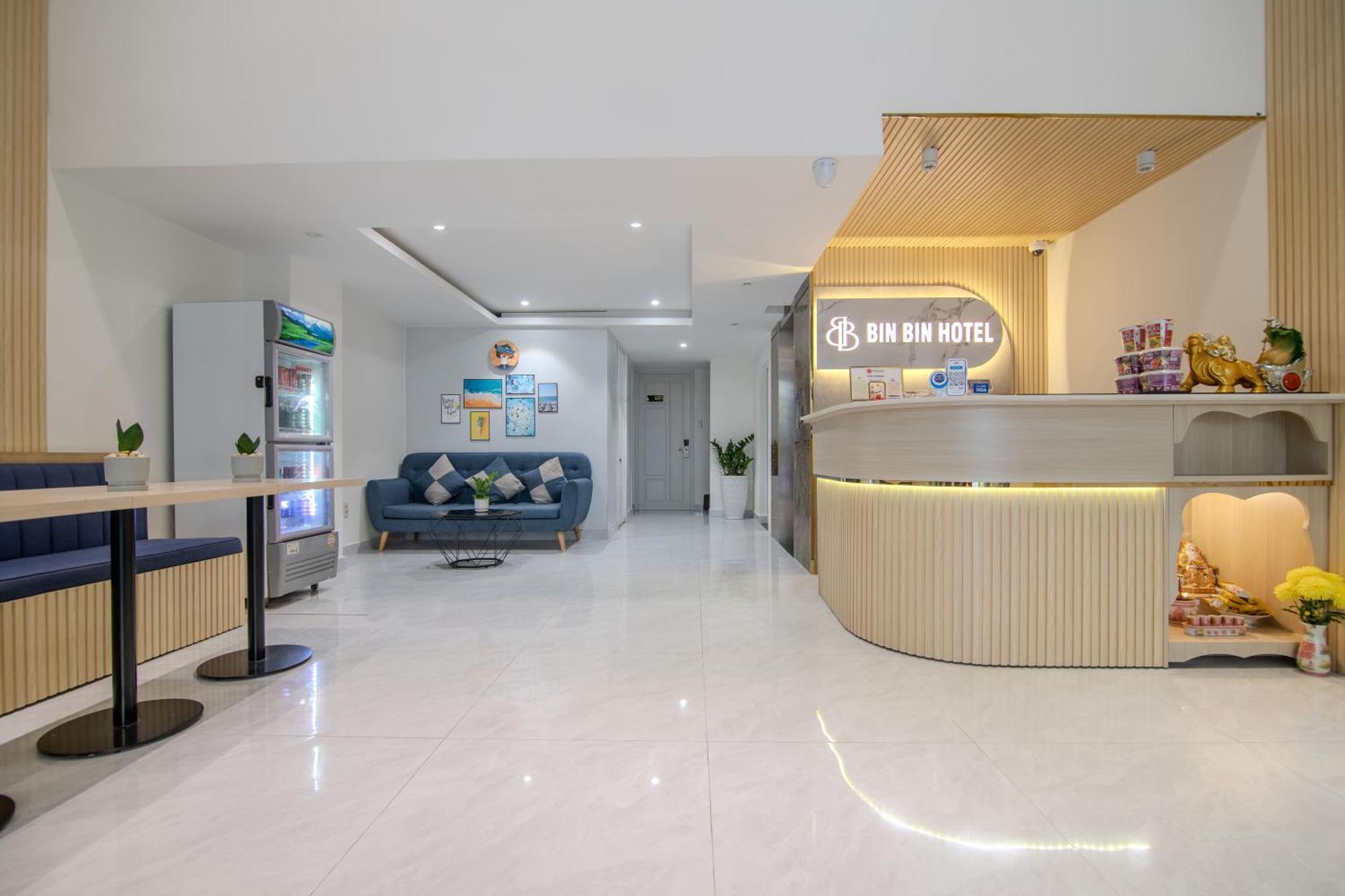 Bin Bin Hotel 6 - Near Secc D7 Хошимін Екстер'єр фото