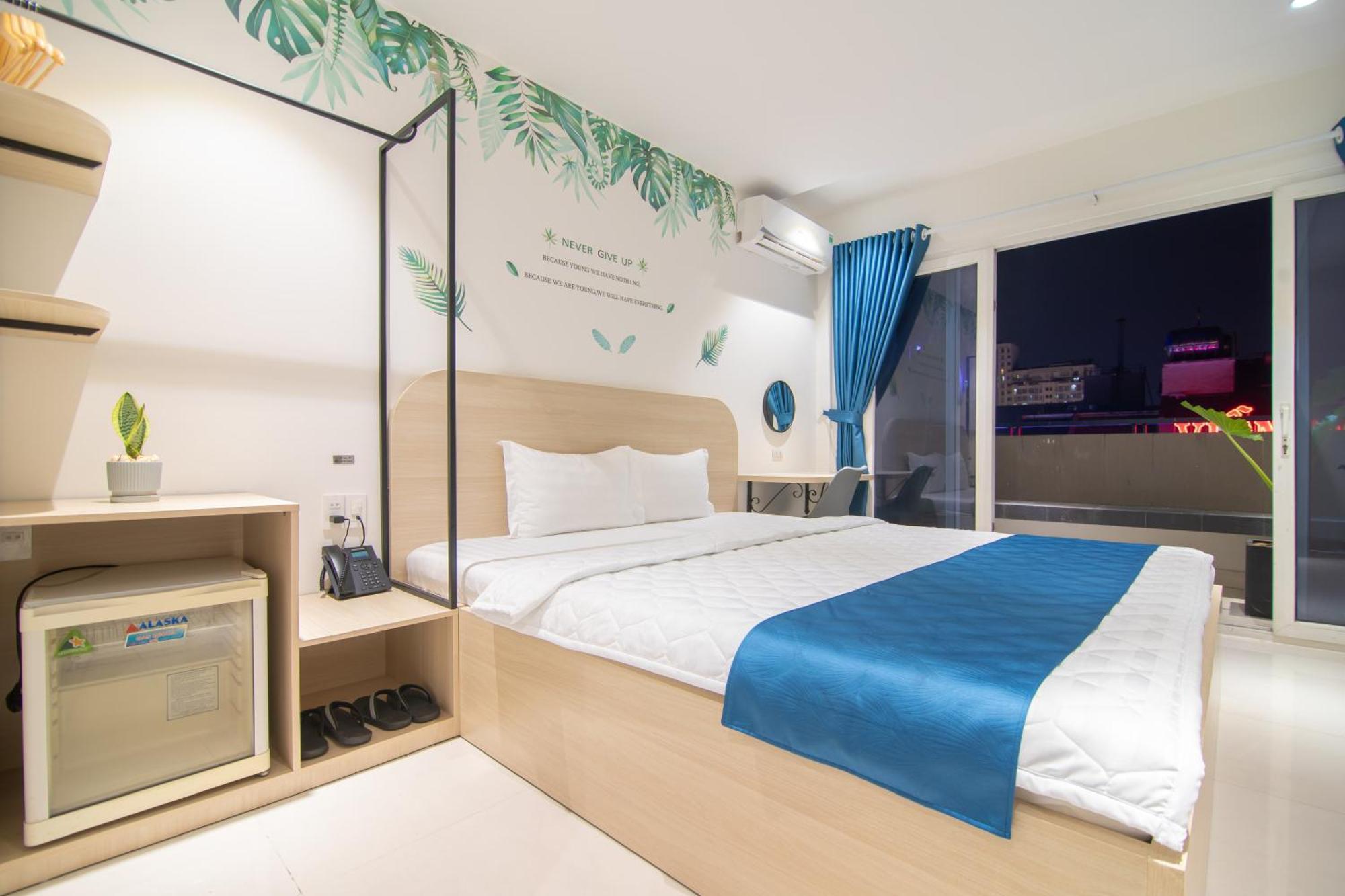 Bin Bin Hotel 6 - Near Secc D7 Хошимін Екстер'єр фото